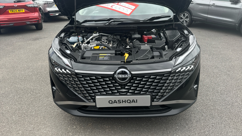 Nissan Qashqai 1.3 DiG-T MH N-Connecta 5dr Petrol Hatchback